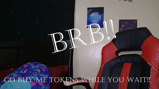 ToxicLilly online show from October 21, 2025, 8:37 am