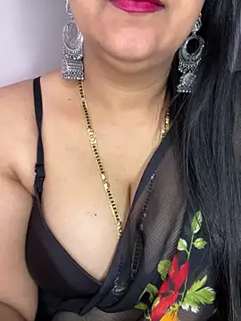 Zoya Varma004 online show from February 4, 2026, 6:08 am