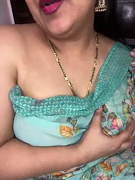 Zoya Varma004 online show from February 20, 2026, 6:26 am