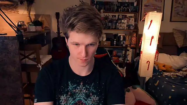 Breston Sweet online show from December 4, 2024, 9:24 pm