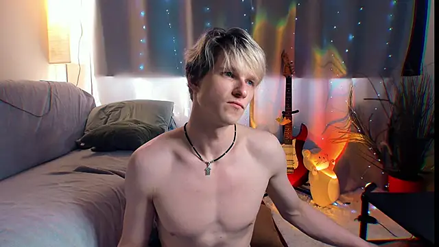 Breston Sweet online show from April 12, 2026, 1:27 pm