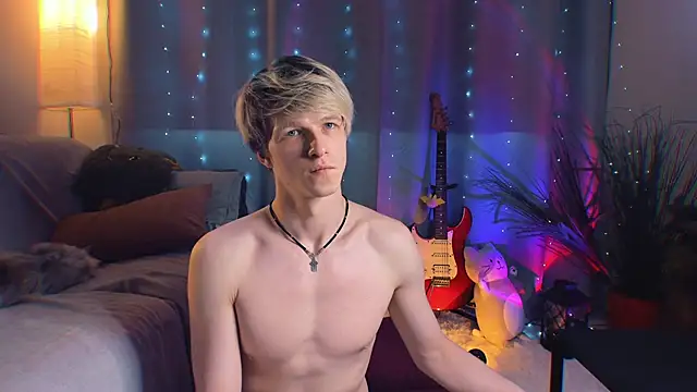 Snapshot of Breston_Sweet chatting on April 28, 2026, 2:27 am Breston Sweet online show from April 28, 2026, 2:27 am