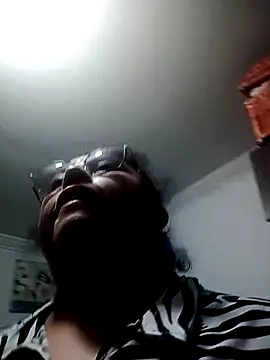 Keyla01  online show from February 7, 2026, 7:28 pm