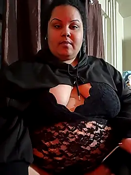 Snapshot of MissMazi chatting on November 30, 2025, 8:07 am MissMazi online show from November 30, 2025, 8:07 am