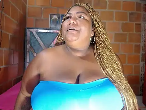 Snapshot of bustyboobsxxll chatting on March 8, 2026, 2:10 pm bustyboobsxxll online show from March 8, 2026, 2:10 pm