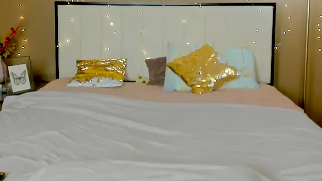 mailymilf online show from March 15, 2026, 3:51 pm