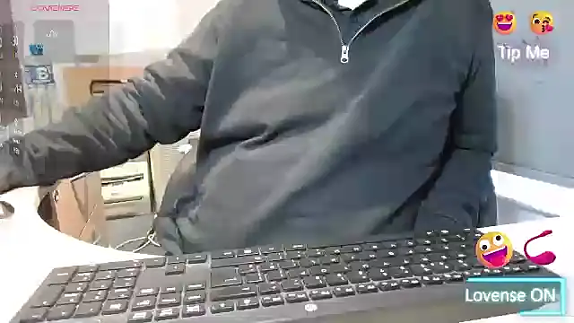 Snapshot of bigbadjon69 chatting on February 4, 2025, 1:38 pm bigbadjon69 online show from February 4, 2025, 1:38 pm