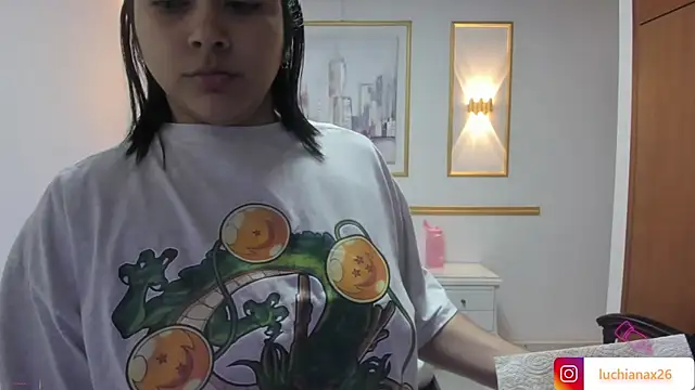 lucy26  online show from February 22, 2025, 3:56 am