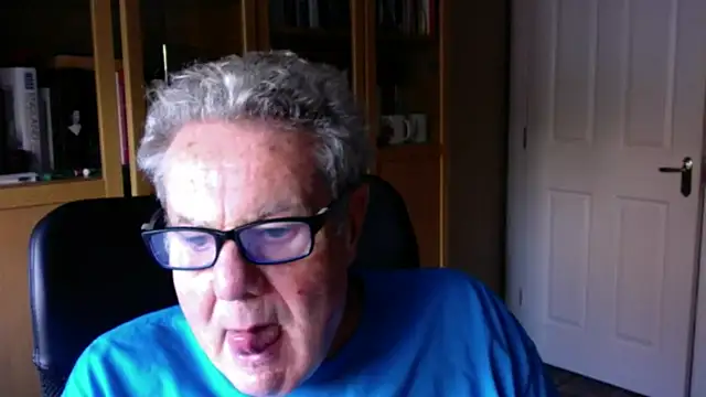 Snapshot of Oldpistolpete chatting on October 17, 2025, 9:34 am Oldpistolpete online show from October 17, 2025, 9:34 am