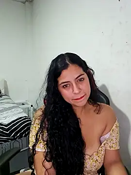 Snapshot of Mary_pinkish chatting on February 14, 2026, 2:19 am Mary pinkish online show from February 14, 2026, 2:19 am