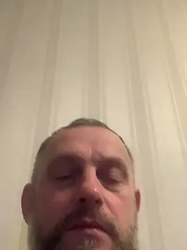 Snapshot of GHsveter chatting on February 11, 2026, 8:25 pm GHsveter online show from February 11, 2026, 8:25 pm