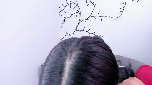 Snapshot of miss_sharlotte18 chatting on February 13, 2025, 6:05 pm miss sharlotte18 online show from February 13, 2025, 6:05 pm