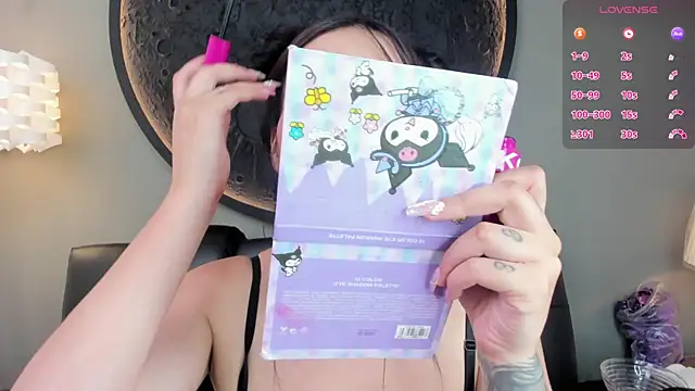 Snapshot of miss_sharlotte18 chatting on February 19, 2025, 8:10 pm miss sharlotte18 online show from February 19, 2025, 8:10 pm