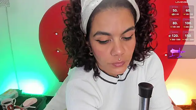 nicolette rock online show from November 25, 2025, 10:15 am