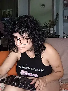 callmelouve online show from October 1, 2025, 11:11 pm