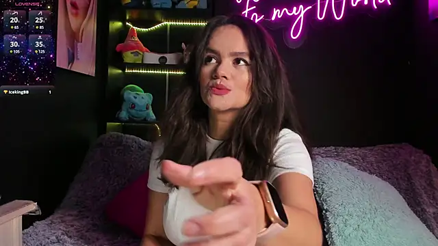 stelleknox  online show from January 5, 2025, 11:12 pm