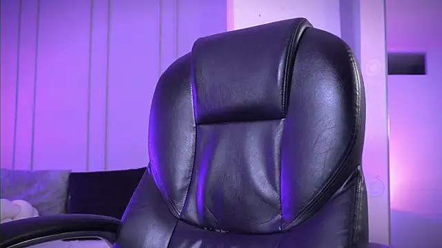 Frank Farrell online show from November 5, 2025, 10:32 pm