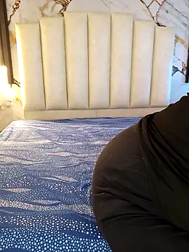 mollieblue69 online show from March 23, 2026, 12:53 pm