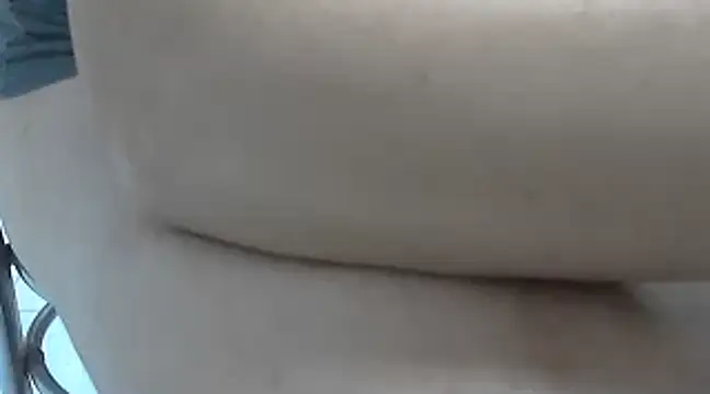 Snapshot of oliveira3tt chatting on February 11, 2025, 4:56 pm oliveira3tt online show from February 11, 2025, 4:56 pm