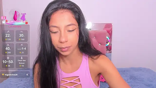 Anamhenao online show from November 16, 2025, 11:49 am