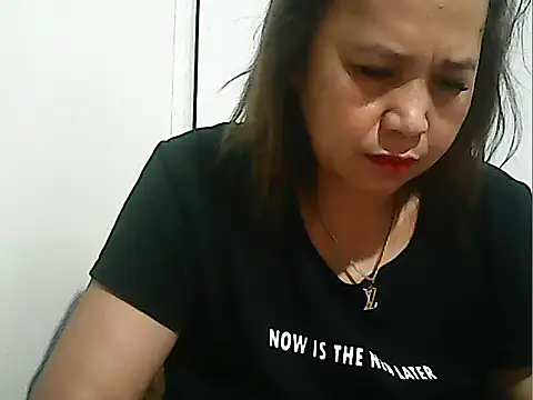 Lhadycarolyn online show from November 29, 2025, 10:57 pm