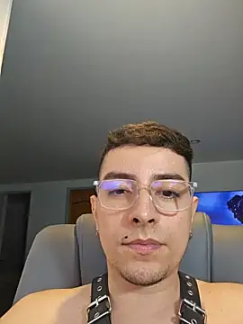 Jhoan saenz online show from September 25, 2025, 3:43 am