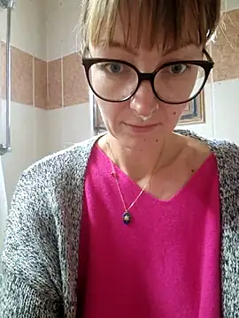 MissMialicious online show from February 9, 2025, 7:38 am