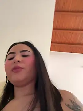 jailyncam  online show from March 14, 2025, 1:46 pm