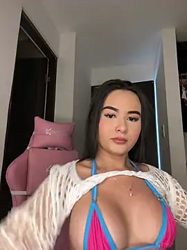 jailyncam  online show from June 10, 2026, 2:27 pm