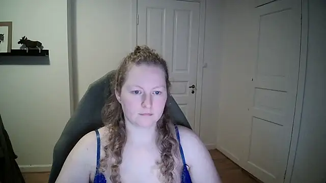 Girlnina-1995 online show from January 6, 2025, 10:57 am