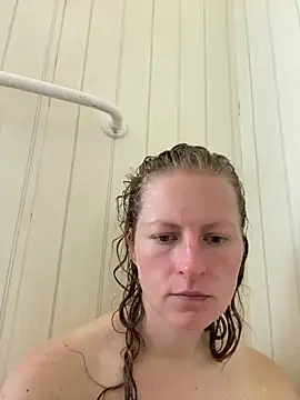 Girlnina-1995 online show from September 26, 2025, 9:35 am