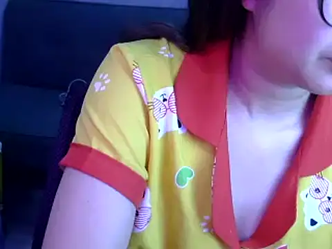 Bee 2k online show from May 12, 2026, 4:31 am