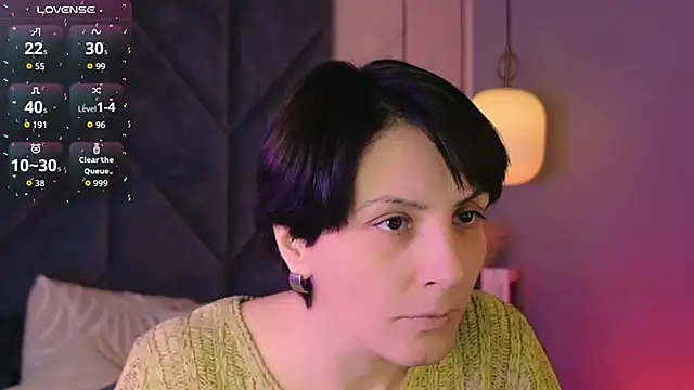 LorenDaze online show from April 15, 2026, 5:58 am