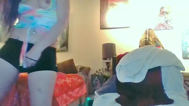 Snapshot of eatmeplease44 chatting on September 24, 2025, 5:49 pm eatmeplease44 online show from September 24, 2025, 5:49 pm