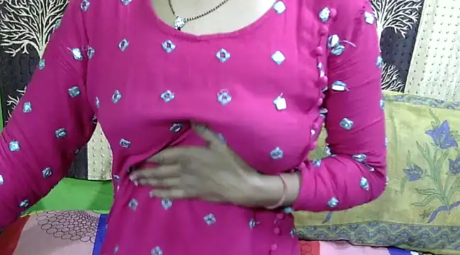 Indian Horny Wife online show from January 17, 2025, 8:33 pm