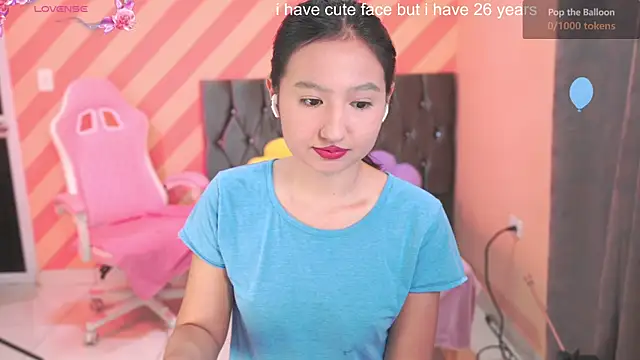 Snapshot of Pinkie_Princes chatting on January 24, 2025, 12:09 am Pinkie Princes online show from January 24, 2025, 12:09 am