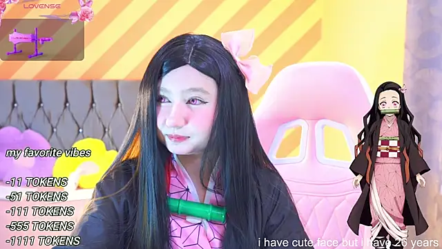 Snapshot of Pinkie_Princes chatting on February 1, 2025, 9:08 pm Pinkie Princes online show from February 1, 2025, 9:08 pm