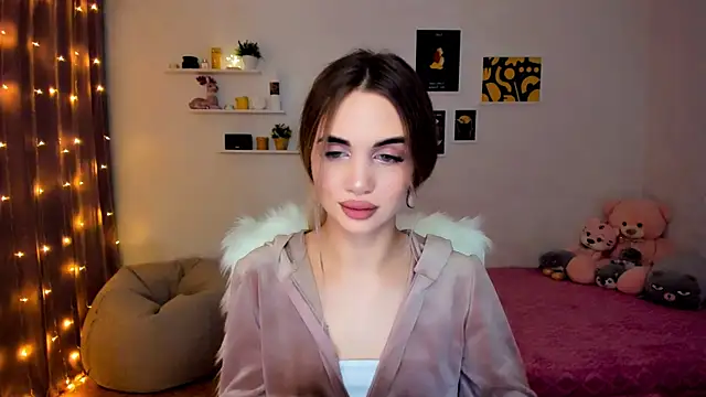 aPieceOfJoy online show from December 11, 2024, 12:33 am