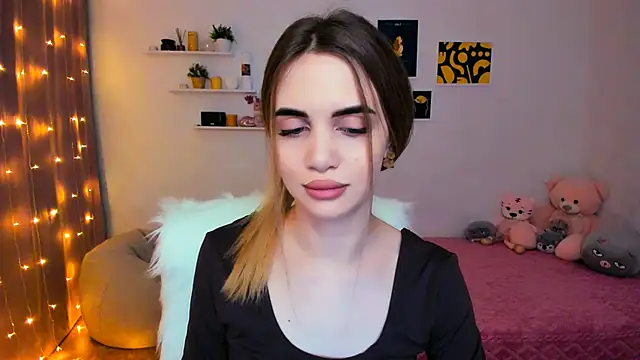 aPieceOfJoy online show from February 2, 2025, 8:08 pm