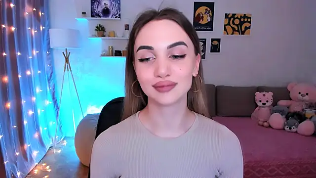 aPieceOfJoy online show from March 13, 2025, 11:05 pm