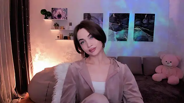 aPieceOfJoy online show from November 1, 2025, 2:24 am