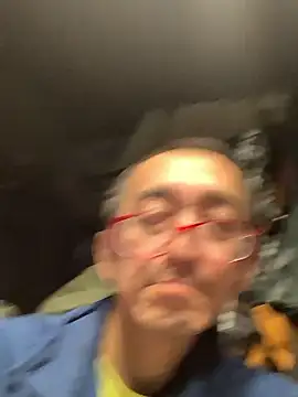 Senzuri kun online show from November 9, 2025, 8:51 pm