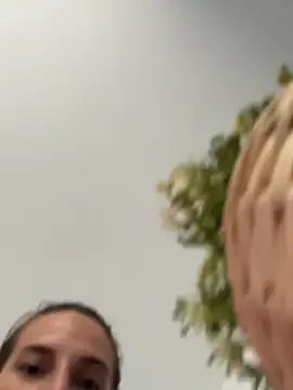 Snapshot of Thescorpionfr chatting on January 27, 2025, 3:50 pm Thescorpionfr online show from January 27, 2025, 3:50 pm