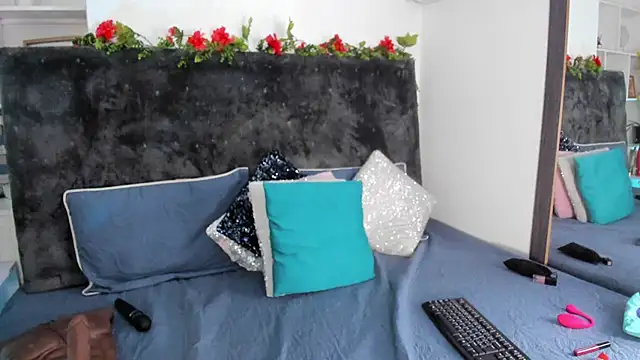 Snapshot of Karlagonzales_ chatting on February 20, 2026, 6:41 pm Karlagonzales online show from February 20, 2026, 6:41 pm