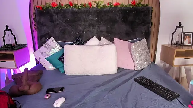 Karlagonzales  online show from March 25, 2026, 7:31 pm