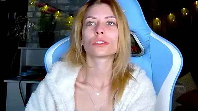 karo123421 online show from March 5, 2026, 11:12 pm