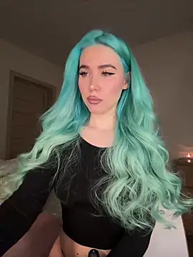 Snapshot of xDinnax chatting on March 7, 2025, 2:12 pm xDinnax online show from March 7, 2025, 2:12 pm