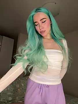 Snapshot of xDinnax chatting on March 10, 2025, 8:34 pm xDinnax online show from March 10, 2025, 8:34 pm