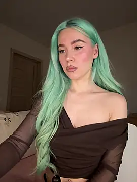 Snapshot of xDinnax chatting on March 19, 2025, 5:28 pm xDinnax online show from March 19, 2025, 5:28 pm