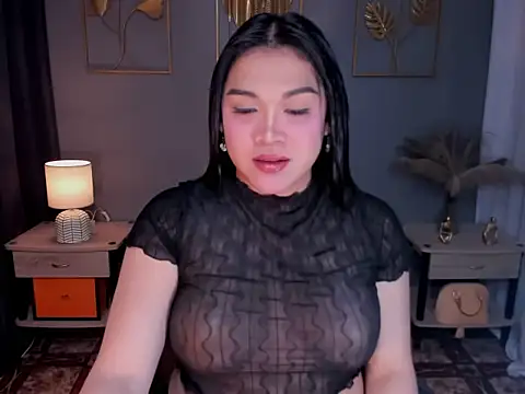 MaxeneCullens online show from September 16, 2025, 4:46 am